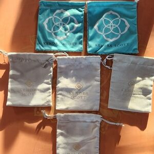 Kendra Scott Cream and Teal Jewelry Pouches